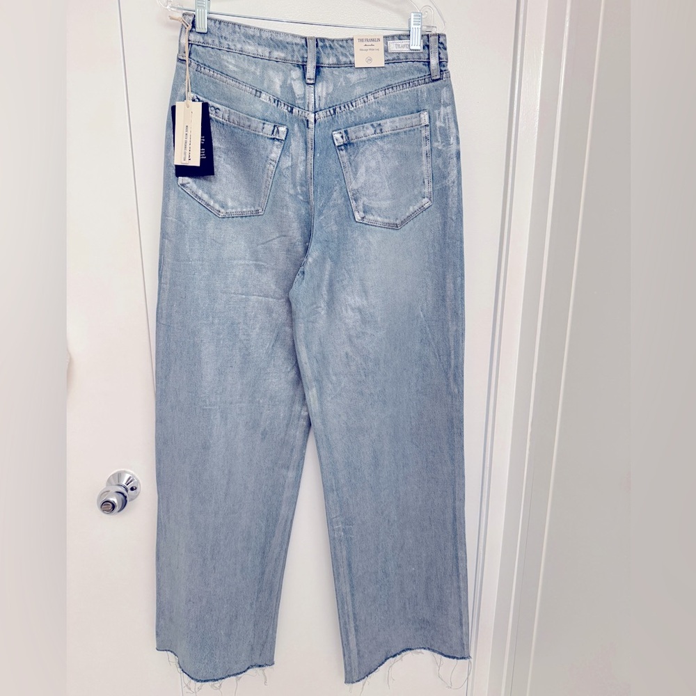 BLANKNYC in Silver Star Rib cage Wide Leg Denim Pant- New with tags! - Picture 6 of 6